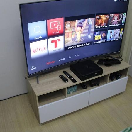 Huge A2J Executive Luxury 1Br Suite Near Abs Cbn, Gma マニラ市 エクステリア 写真