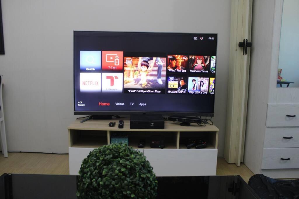 Huge A2J Executive Luxury 1Br Suite Near Abs Cbn, Gma マニラ市 エクステリア 写真